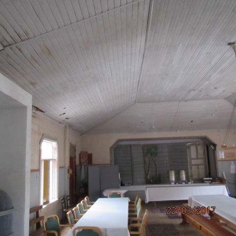 Vanhaa salin kattoa 8